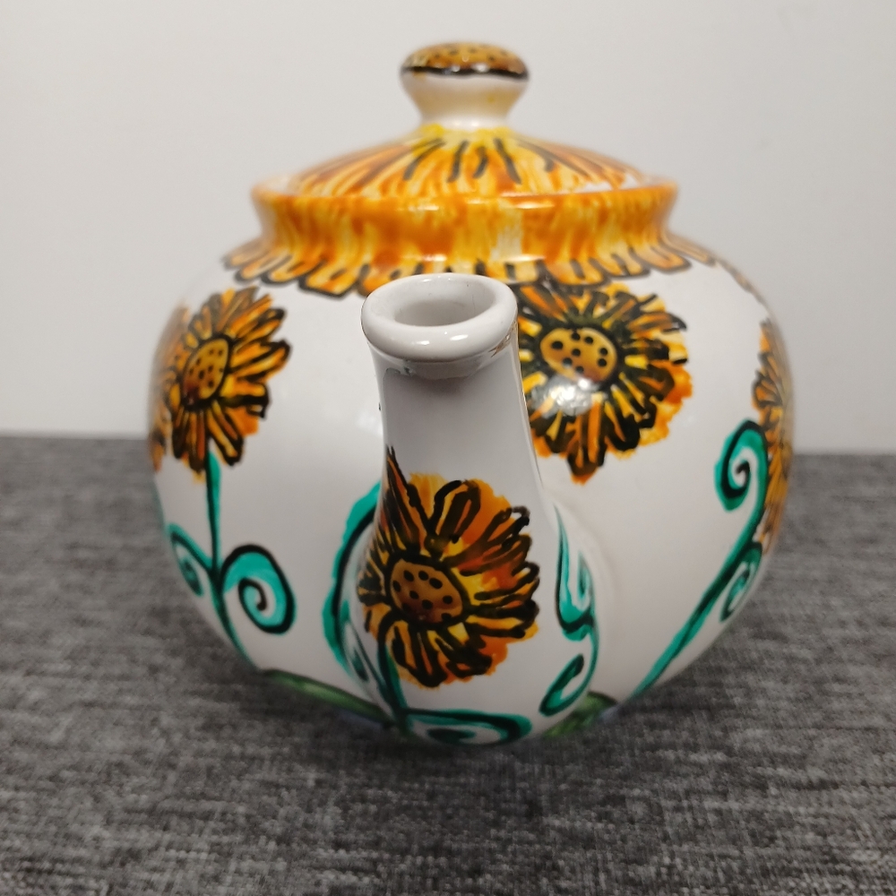 Sunflower Teapot Farmhouse Kitchen Decor Ceramic White Handpainted Floral Lid 8" - Picture 2 of 11